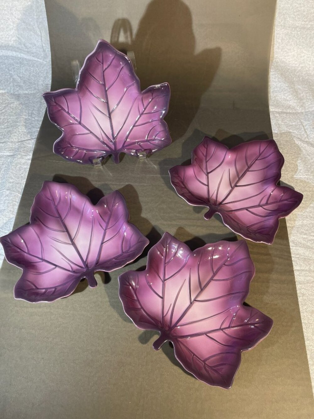 AVON Fall Leaf Purple Trinket Dish Set of 4 (2101)